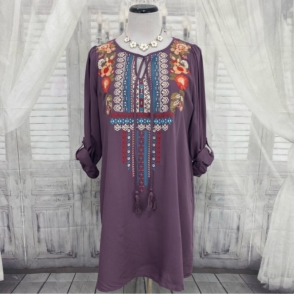 Andree Size Small Purple Floral Embroidered Shift Dress Roll Tab Sleeves Pockets - Picture 1 of 16